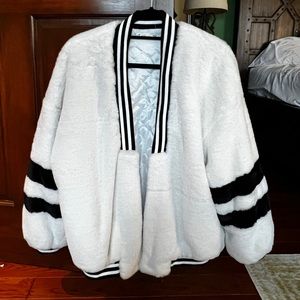 Women’s jacket/jumper - minky fabric (faux fur). Japan